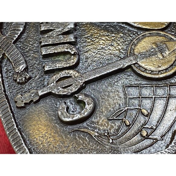 Vtg 1976 Country Music Belt Buckle Guitar Banjo Music Notes Indiana Metal Craft - Picture 5 of 8